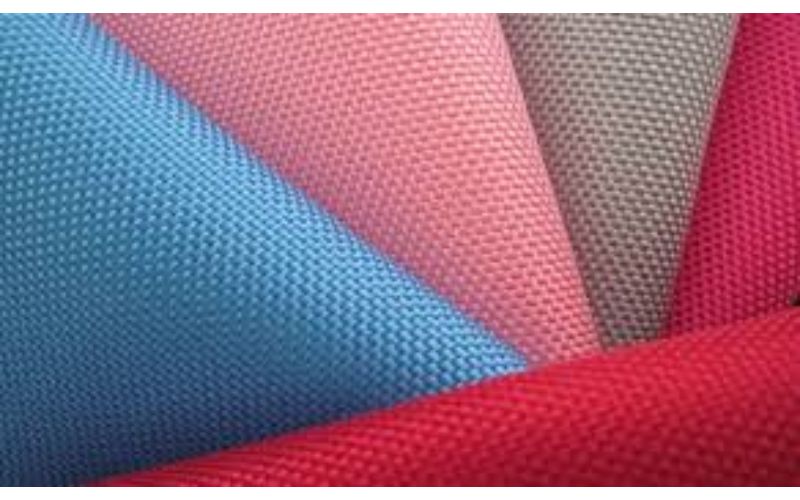 Polyester là loại vải tổng hợp