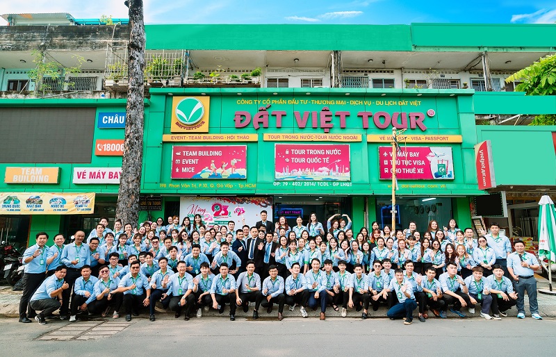 Công ty Du lịch Đất Việt Tour