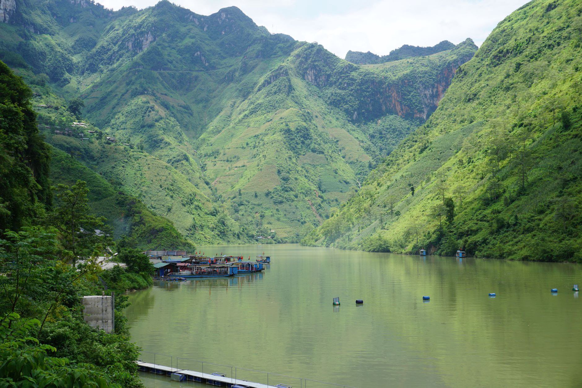 Cặp đôi đi Hà Giang hay mệt vì điều gì